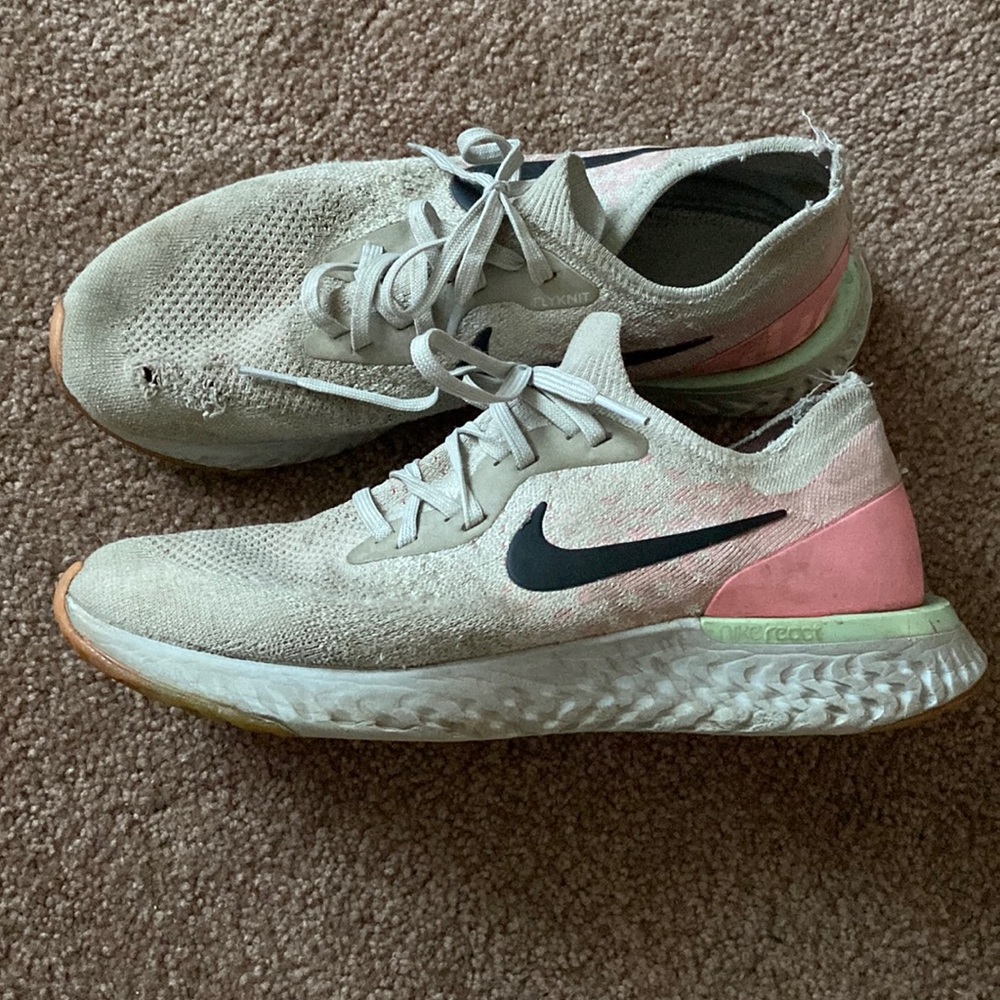 Nike Epic React Flyknit Pink beam